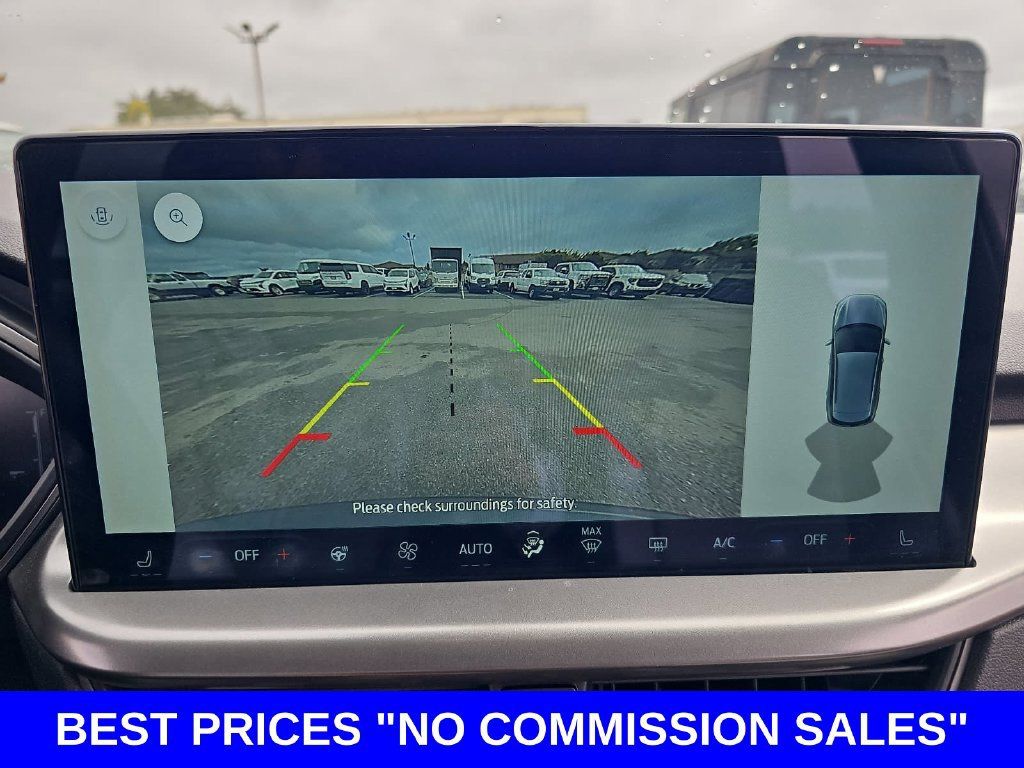 Used 2025 Ford Escape SE FWD image 24