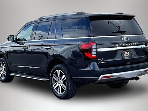 Used 2022 Ford Expedition Limited AWD/4WD image 4