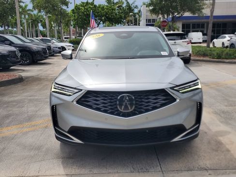 Used 2026 Acura MDX w/ Technology Package FWD image 2