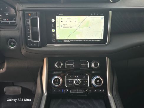 Used 2022 GMC Yukon Denali image 28