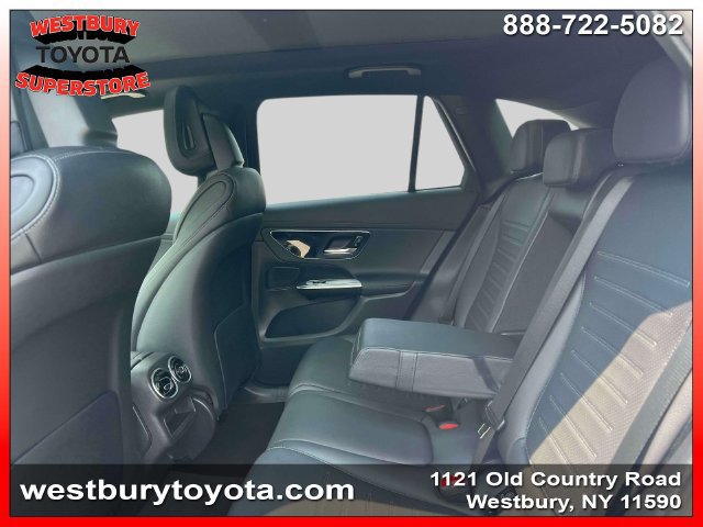 Used 2025 Mercedes-Benz GLC 300 4MATIC image 15