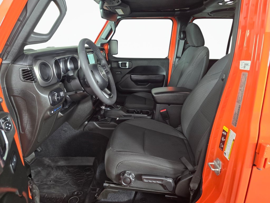Used 2023 Jeep Wrangler Unlimited w/ 8.4" Radio Group AWD/4WD image 31