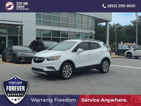 Used 2017 Buick Encore Preferred FWD image 1