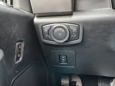 Used 2016 Ford F150 XLT w/ Equipment Group 302A Luxury image 26