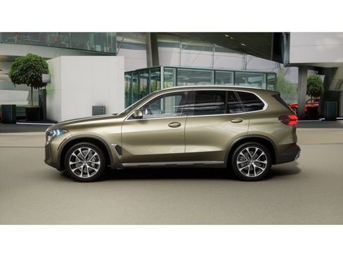 New 2026 BMW X5 xDrive40i image 4