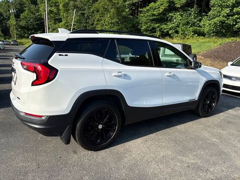 Used 2019 GMC Terrain SLE w/ Driver Convenience Package AWD/4WD image 5