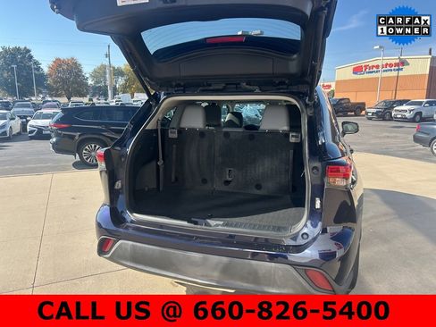Certified 2021 Toyota Highlander XLE image 26