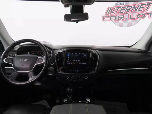 Used 2021 Chevrolet Traverse RS image 11