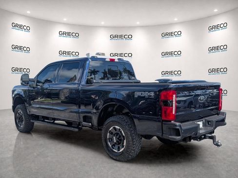 Used 2025 Ford F250 Lariat w/ Black Appearance Package AWD/4WD image 5