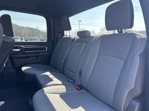 Used 2024 RAM 3500 Big Horn AWD/4WD image 25