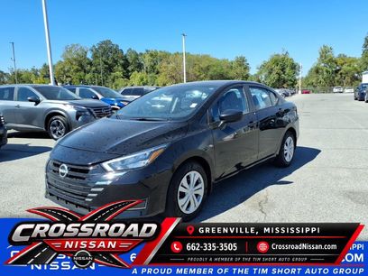 Used 2025 Nissan Versa S w/ Trunk Package