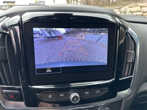 Used 2023 Chevrolet Traverse LT image 20