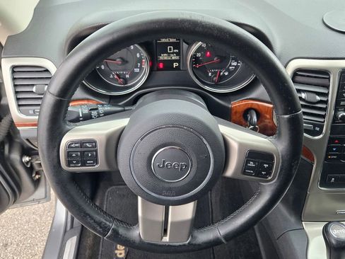 Used 2012 Jeep Grand Cherokee Limited image 41