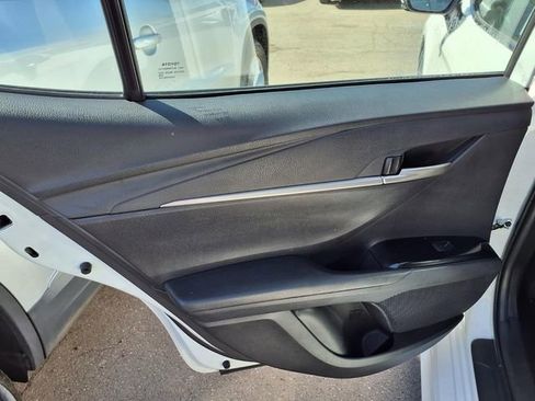 Used 2025 Toyota Camry SE FWD image 7