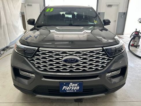 Used 2023 Ford Explorer Platinum w/ Technology Package AWD/4WD image 2