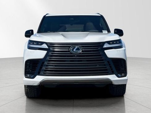 New 2026 Lexus LX 700h Overtrail image 9