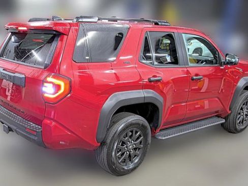Used 2025 Toyota 4Runner SR5 image 20
