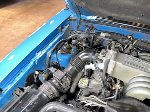 Used 1991 Ford Mustang LX RWD image 84