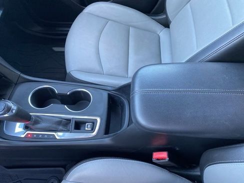 Used 2020 Chevrolet Equinox Premier w/ LPO, Floor Liner Package image 17