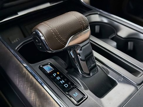 New 2025 Ford F150 King Ranch w/ FX4 Off-Road Package image 19