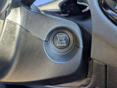 Used 2021 Jeep Compass Latitude w/ Sun and Sound Group image 23