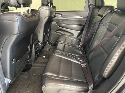 Used 2019 Jeep Grand Cherokee Trailhawk w/ Trailhawk Luxury Group AWD/4WD image 14