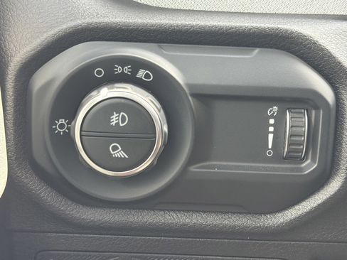 Used 2025 Jeep Gladiator Sport AWD/4WD image 25