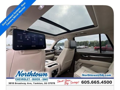 Used 2021 GMC Yukon Denali w/ Denali Premium Package AWD/4WD image 16