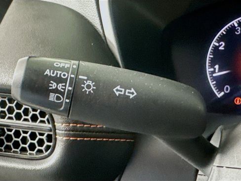 Used 2024 Honda HR-V Sport image 12