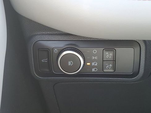 New 2026 Ford Explorer Active w/ Active Comfort Package image 12