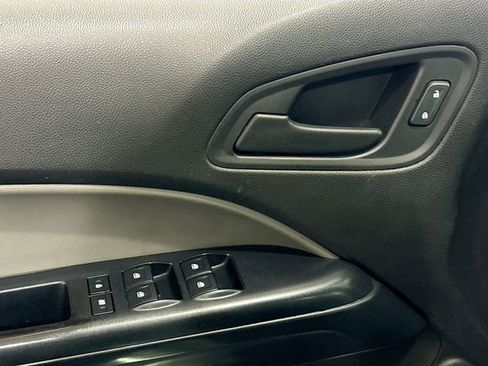 Used 2017 GMC Canyon 2WD Crew Cab w/ Convenience Package image 18