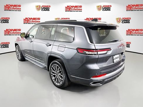 Used 2023 Jeep Grand Cherokee L Summit AWD/4WD image 2