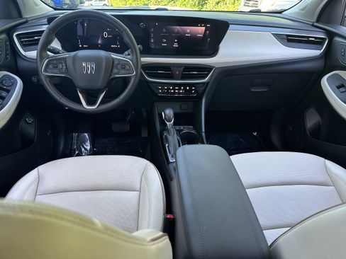 Used 2024 Buick Encore GX Avenir w/ Avenir Technology Package FWD image 17