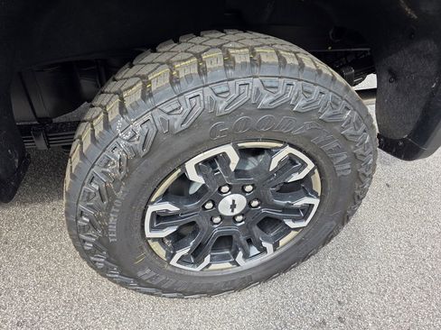 New 2026 Chevrolet Silverado 1500 ZR2 AWD/4WD image 26