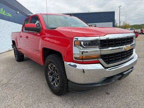 Used 2019 Chevrolet Silverado 1500 LT AWD/4WD image 7