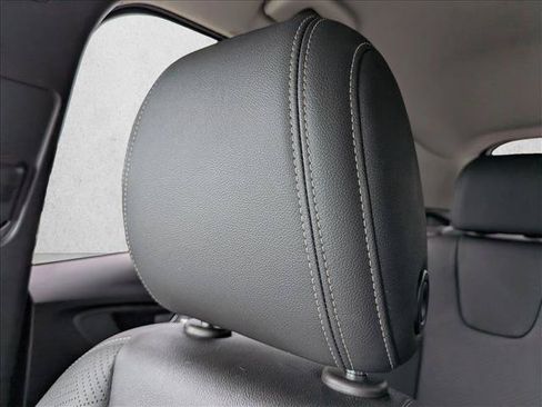 Used 2021 Buick Encore GX Essence AWD/4WD image 13