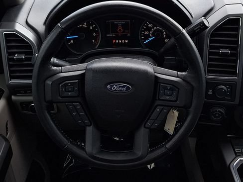 Used 2017 Ford F150 XLT w/ Equipment Group 302A Luxury AWD/4WD image 15
