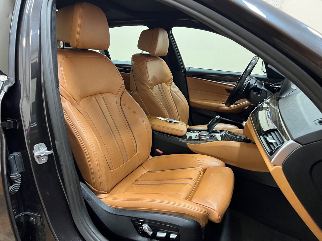 Used 2019 BMW 540i xDrive w/ Premium Package AWD/4WD image 37