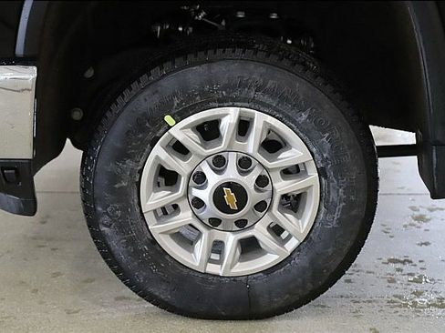 New 2025 Chevrolet Silverado 2500 LT w/ Convenience Package image 4