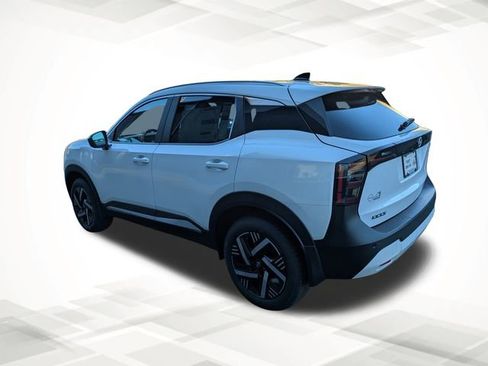 New 2026 Nissan Kicks SV w/ SV Premium Package image 7