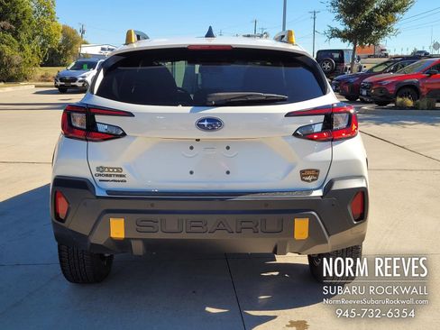 Used 2024 Subaru Crosstrek 2.5i Wilderness image 18