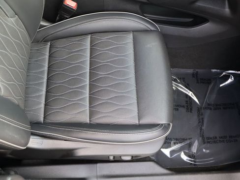 Used 2023 Buick Envision Avenir FWD image 35