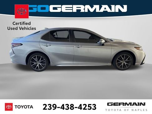 Used 2023 Toyota Camry SE image 8