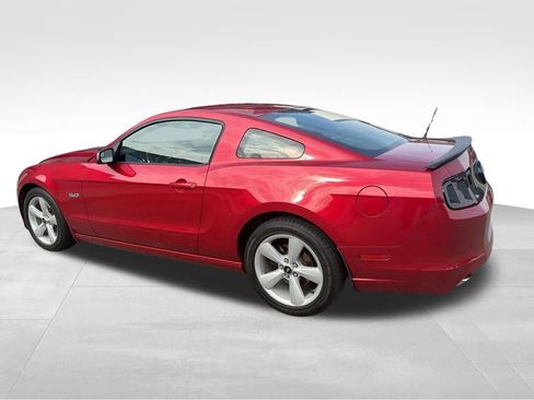 Used 2013 Ford Mustang GT image 3