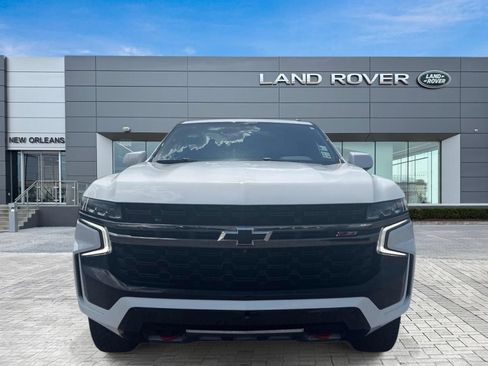 Used 2022 Chevrolet Tahoe Z71 w/ Luxury Package AWD/4WD image 4