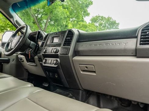 Used 2019 Ford F350 XL w/ Power Equipment Group RWD image 42