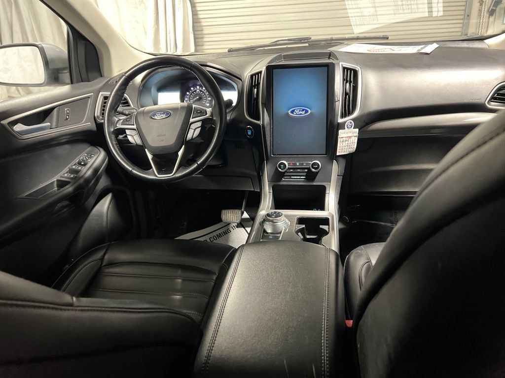 Used 2023 Ford Edge SEL AWD/4WD image 13