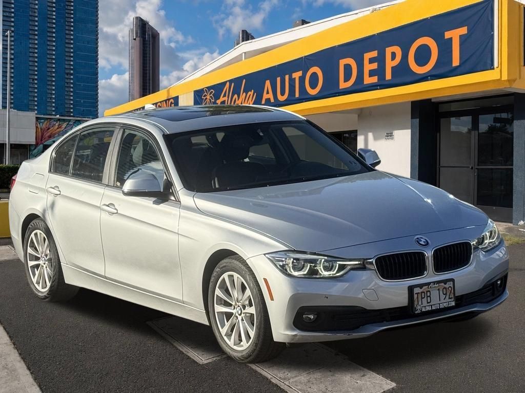 Used 2018 BMW 320i Sedan RWD image 5
