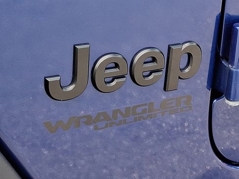 Used 2020 Jeep Wrangler Unlimited Sport AWD/4WD image 29
