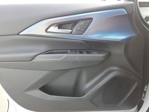 New 2026 Chevrolet Equinox EV LT w/ Convenience Package II image 28